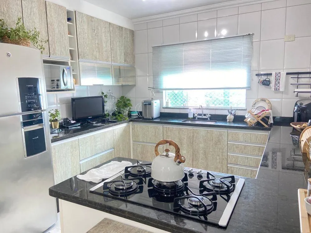 Casa, 3 quartos, 240 m² - Foto 6