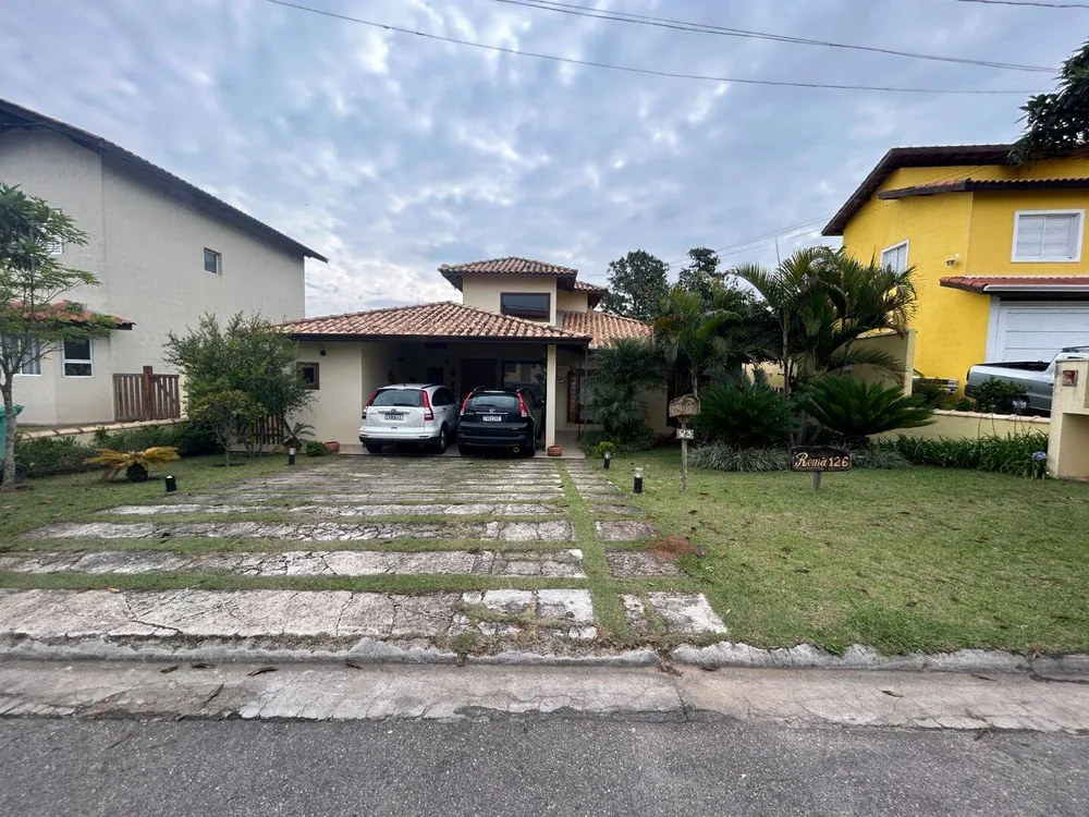 Casa, 3 quartos, 226 m² - Foto 1