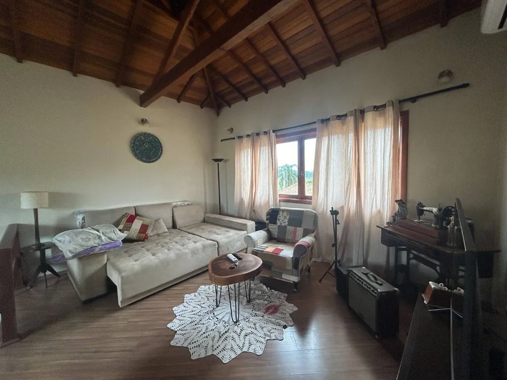 Casa, 3 quartos, 226 m² - Foto 6