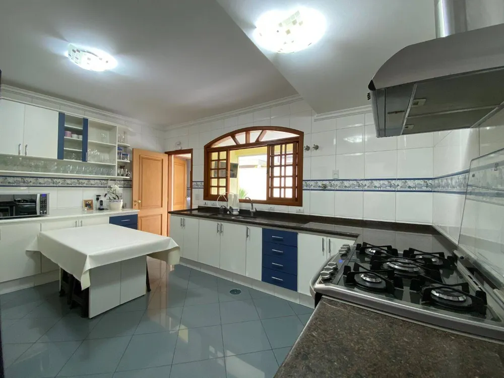 Casa, 3 quartos, 300 m² - Foto 8