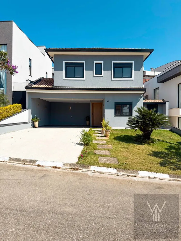 Casa, 4 quartos, 180 m² - Foto 1
