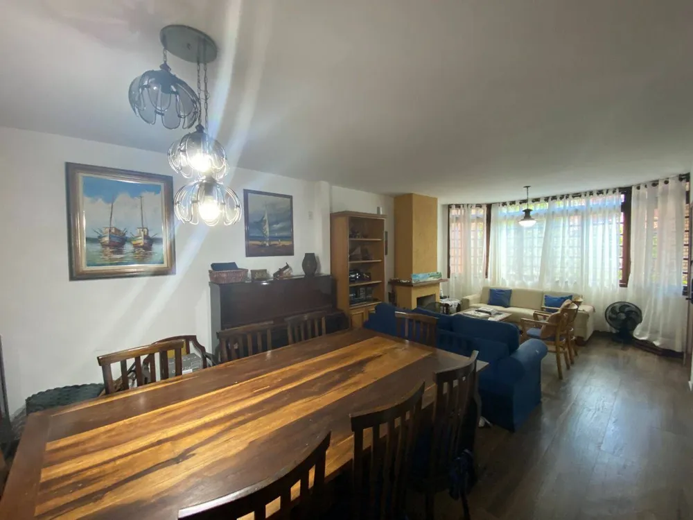 Casa, 3 quartos, 202 m² - Foto 4