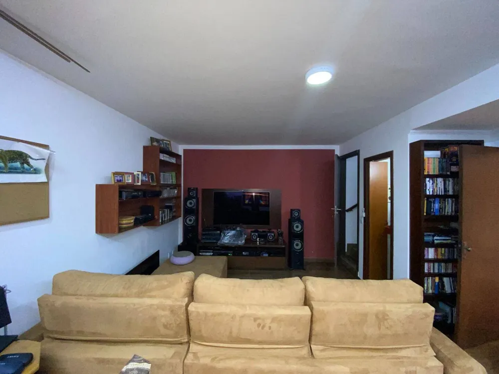 Casa, 3 quartos, 202 m² - Foto 3