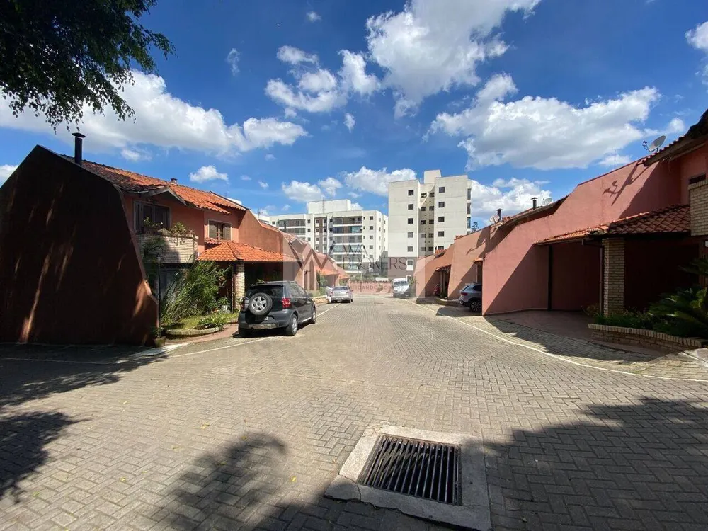 Casa, 3 quartos, 202 m² - Foto 2