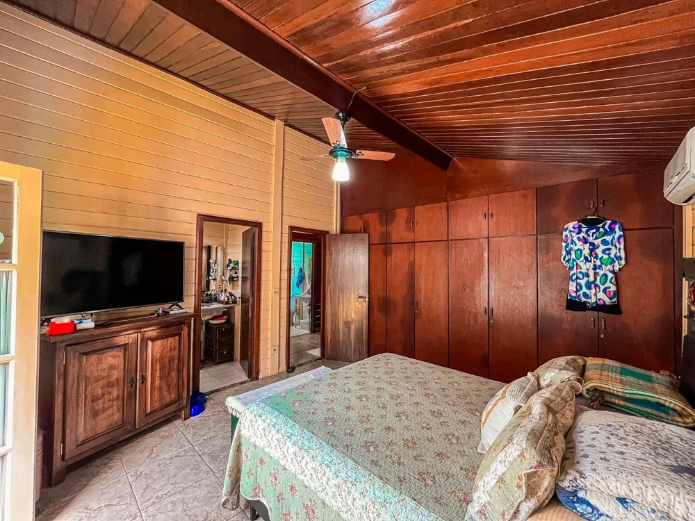 Casa, 3 quartos, 270 m² - Foto 10
