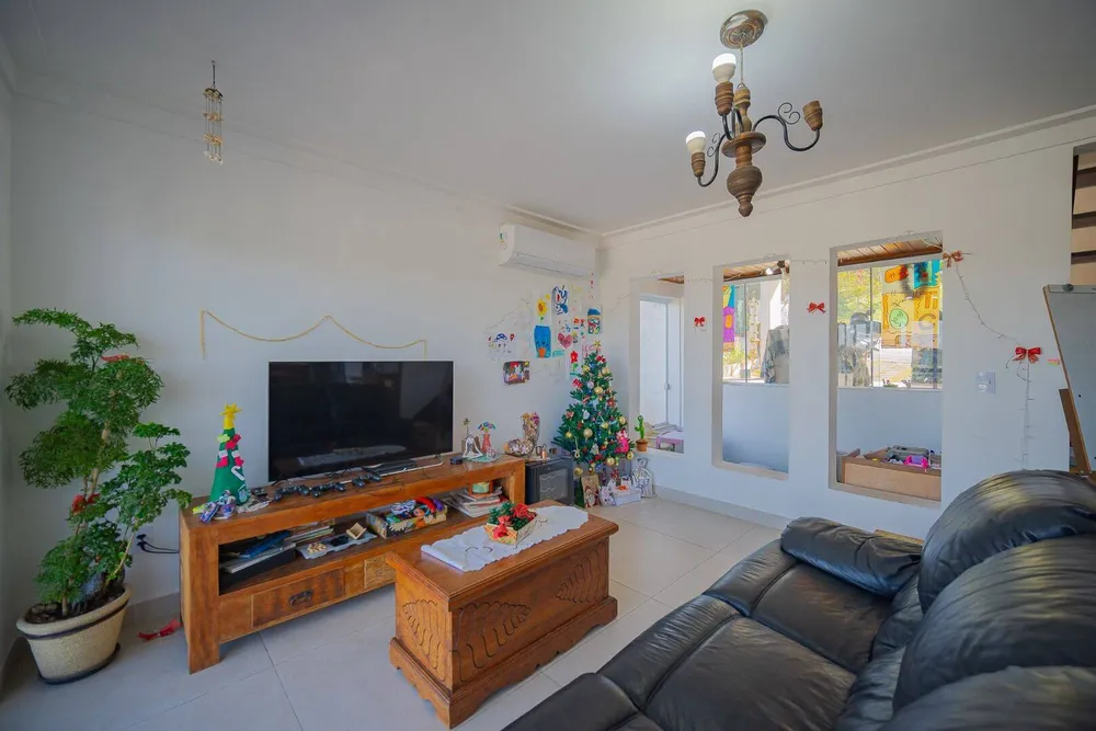 Casa, 3 quartos, 272 m² - Foto 7