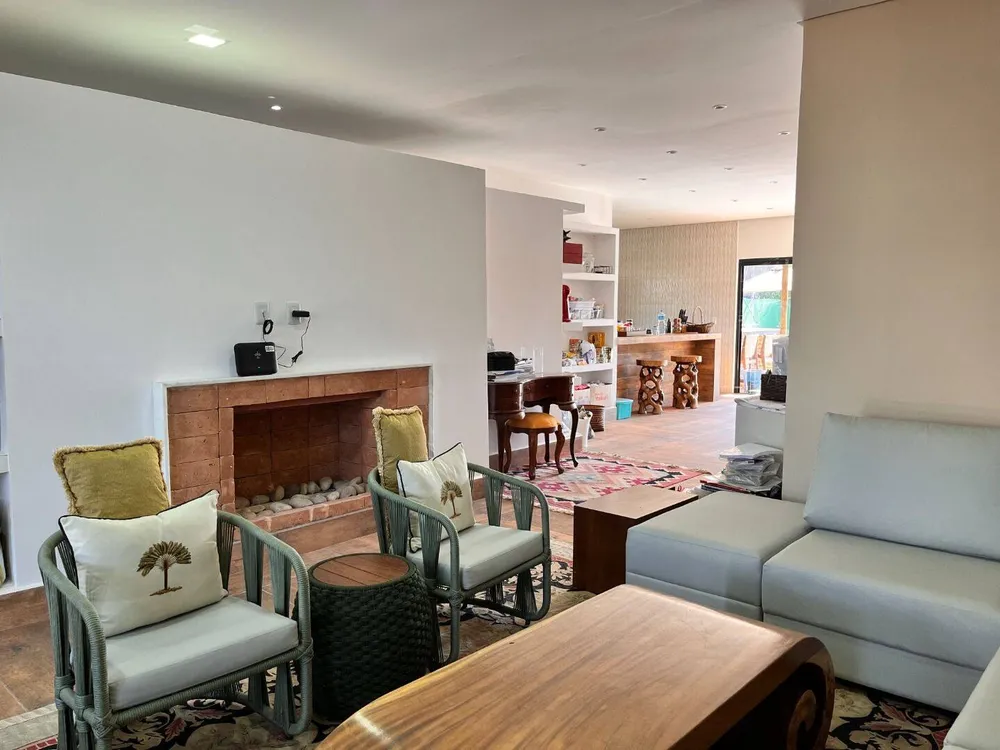 Casa, 4 quartos, 203 m² - Foto 1