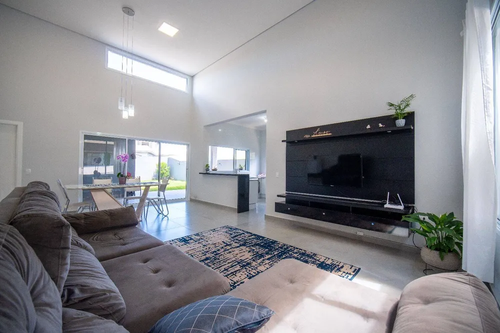 Casa, 3 quartos, 250 m² - Foto 1