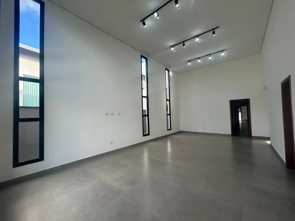 Casa, 3 quartos, 256 m² - Foto 2