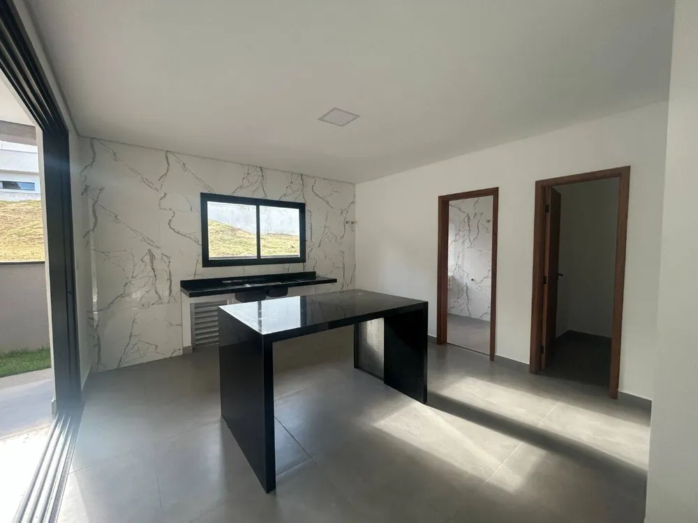 Casa, 3 quartos, 256 m² - Foto 10
