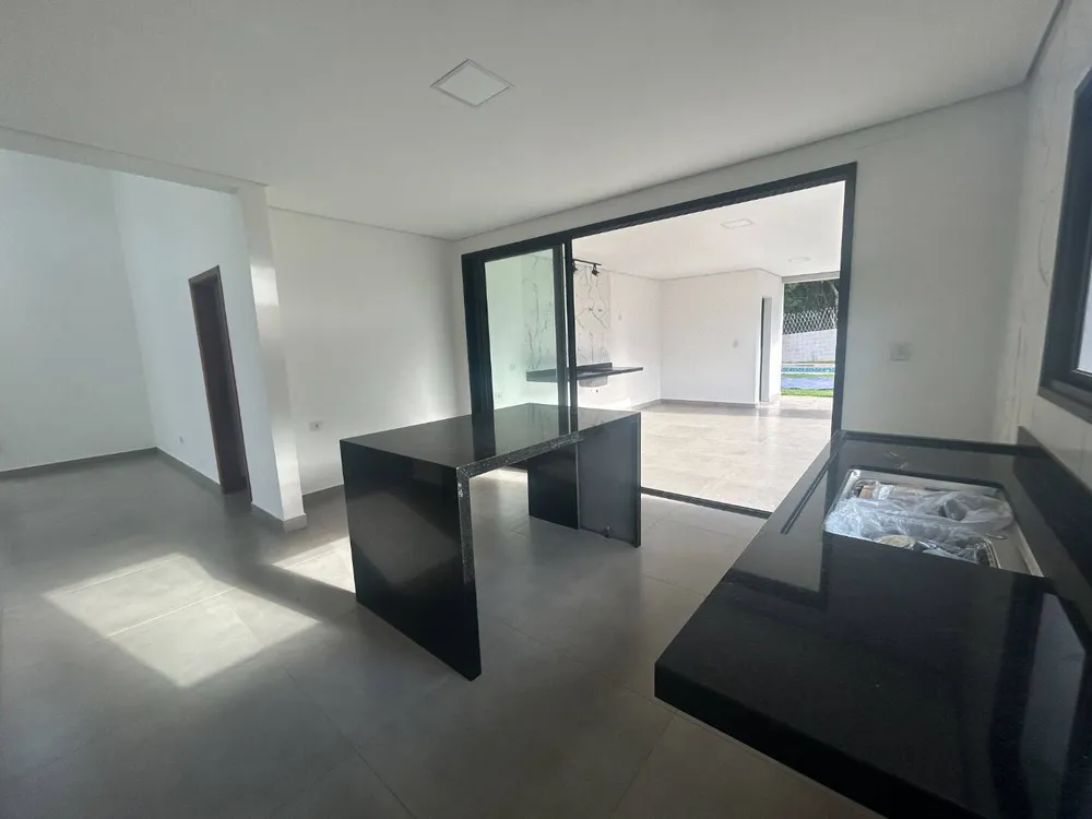 Casa, 3 quartos, 256 m² - Foto 9