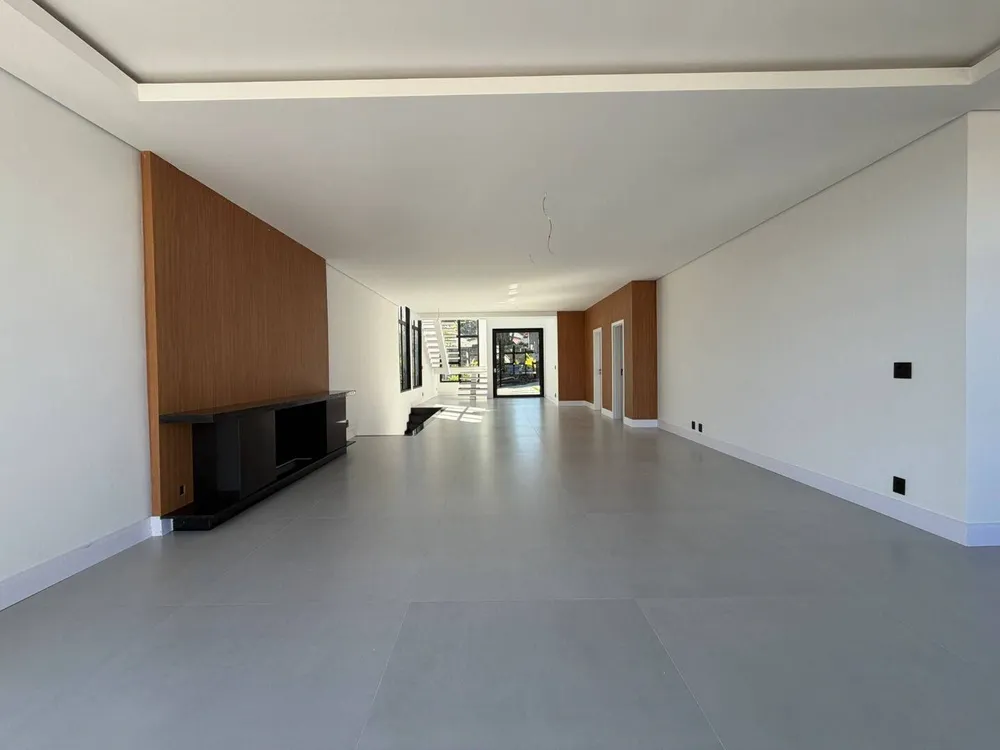 Casa, 4 quartos, 437 m² - Foto 2
