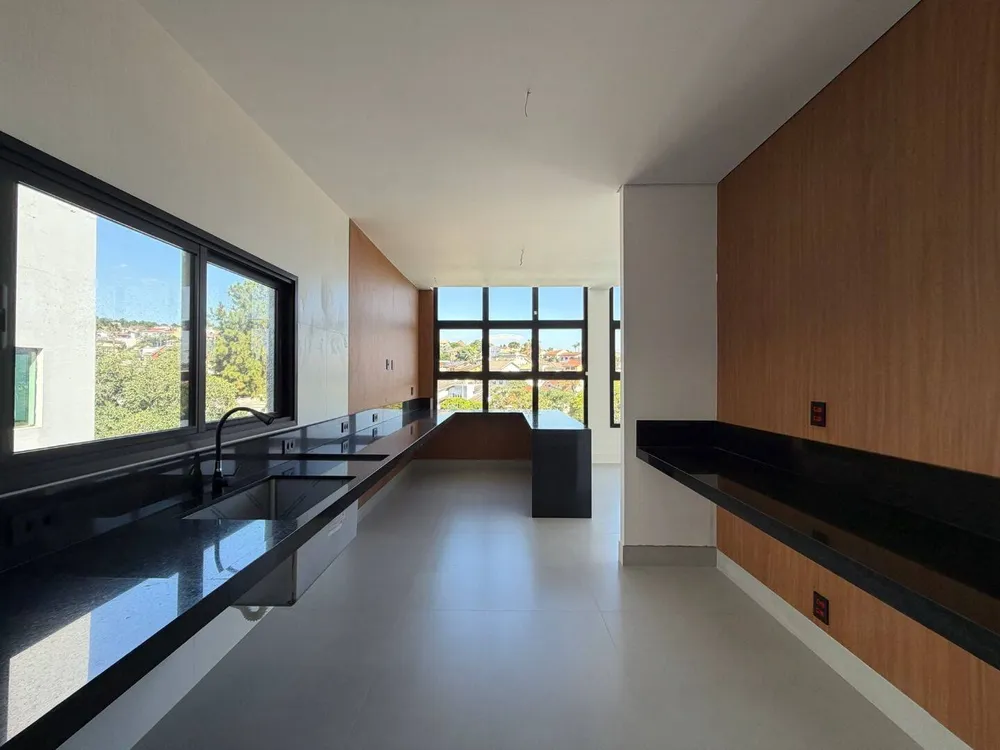 Casa, 4 quartos, 437 m² - Foto 1