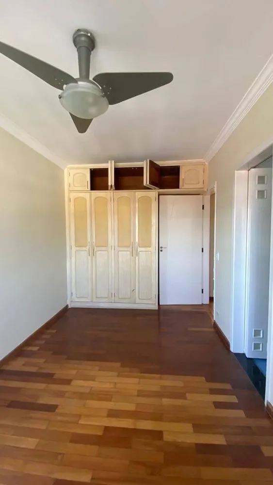 Casa, 3 quartos, 237 m² - Foto 13