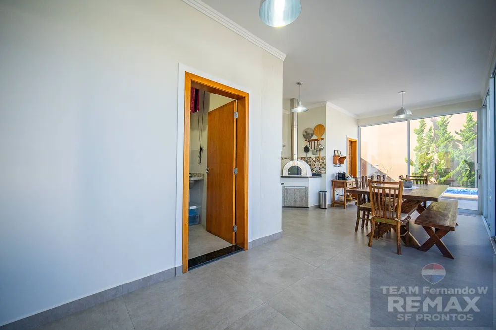 Casa, 3 quartos, 228 m² - Foto 3