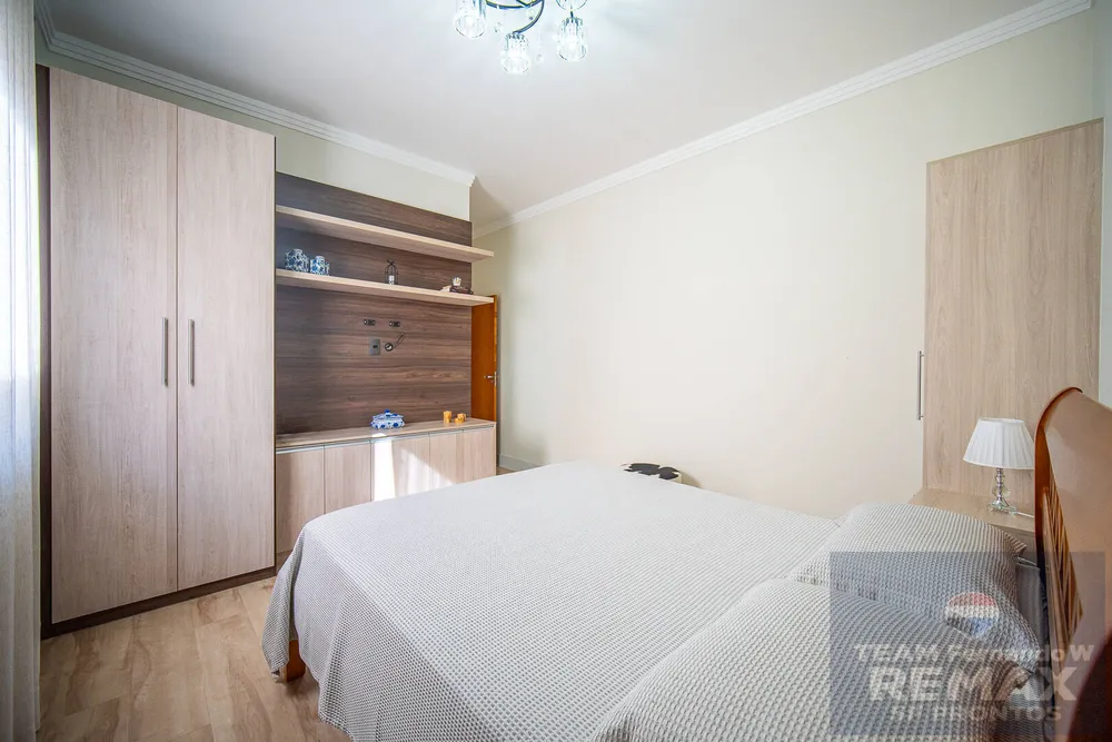 Casa, 3 quartos, 228 m² - Foto 10