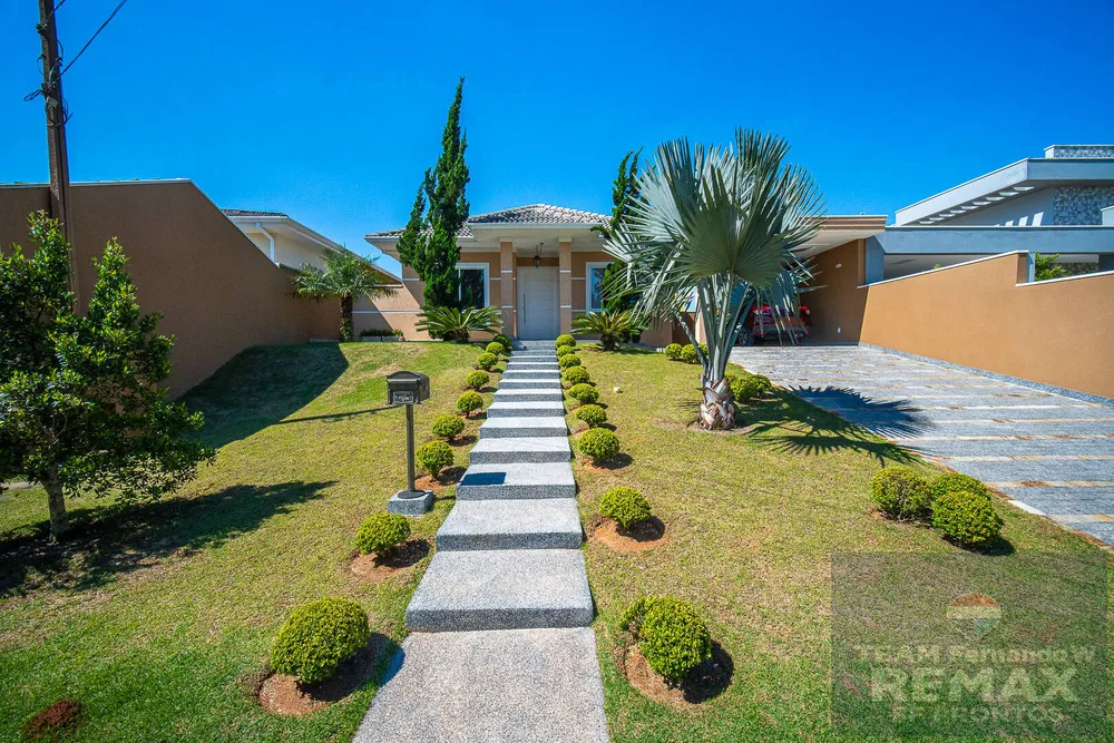 Casa, 3 quartos, 228 m² - Foto 2