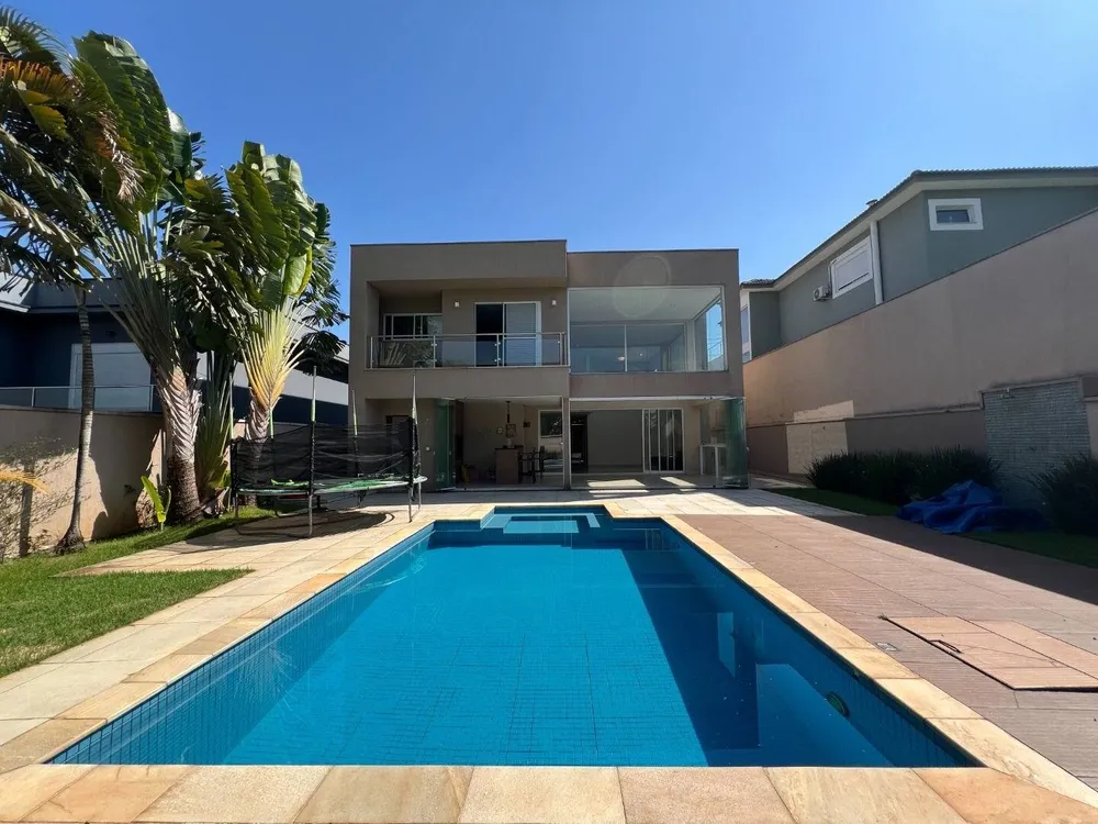Casa, 3 quartos, 338 m² - Foto 1