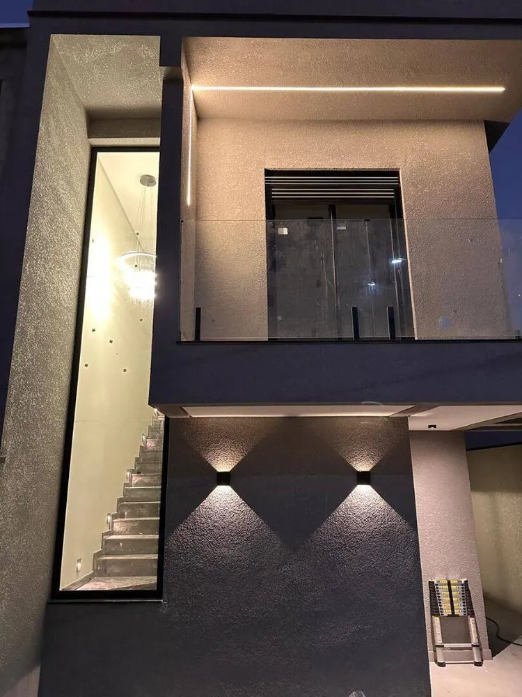 Casa, 3 quartos, 131 m² - Foto 2