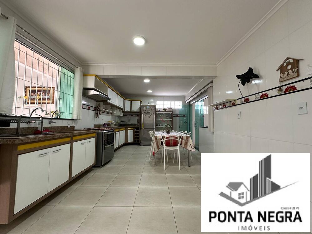 Casa à venda com 3 quartos, 449m² - Foto 8