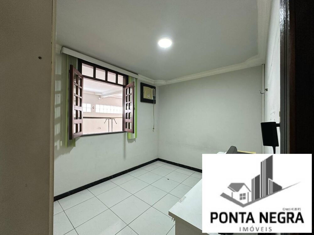 Casa à venda com 3 quartos, 449m² - Foto 7
