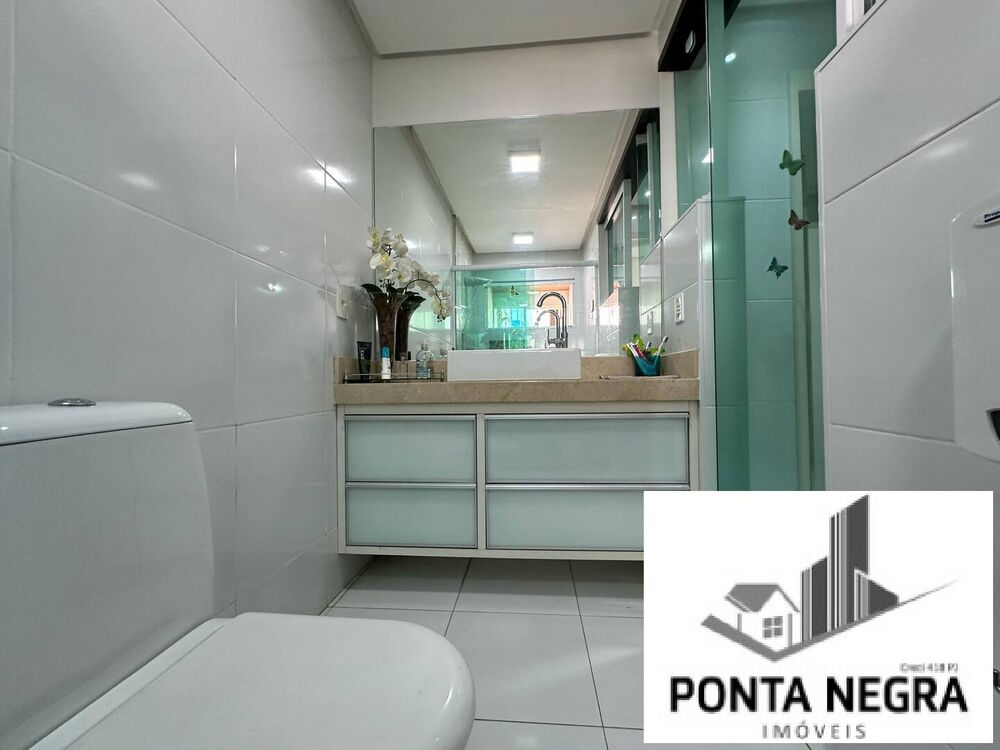 Casa à venda com 3 quartos, 449m² - Foto 3