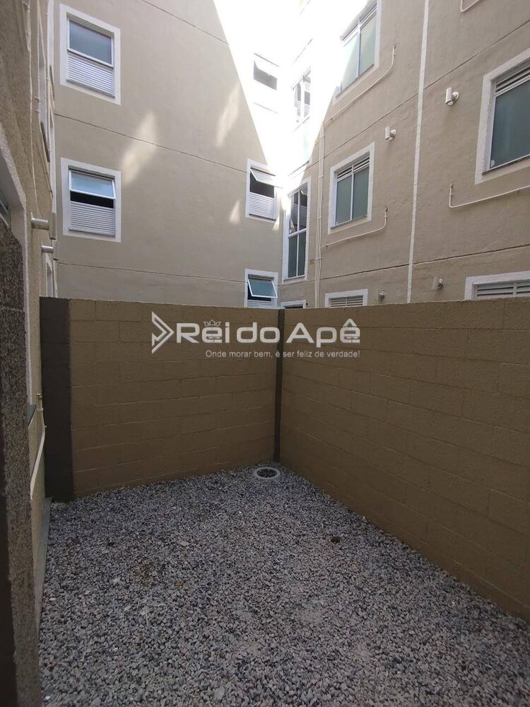 Apartamento à venda com 2 quartos, 40m² - Foto 5