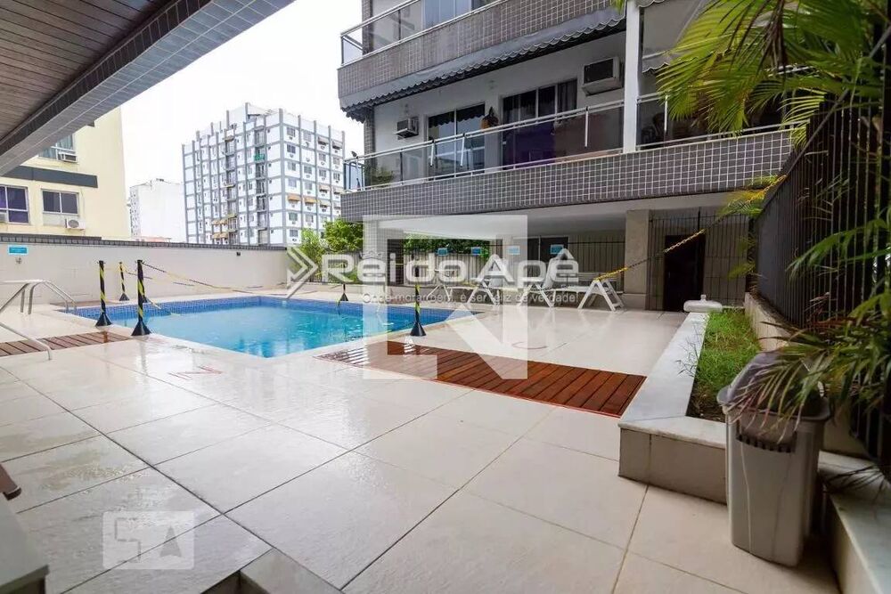 Apartamento à venda com 2 quartos, 97m² - Foto 4