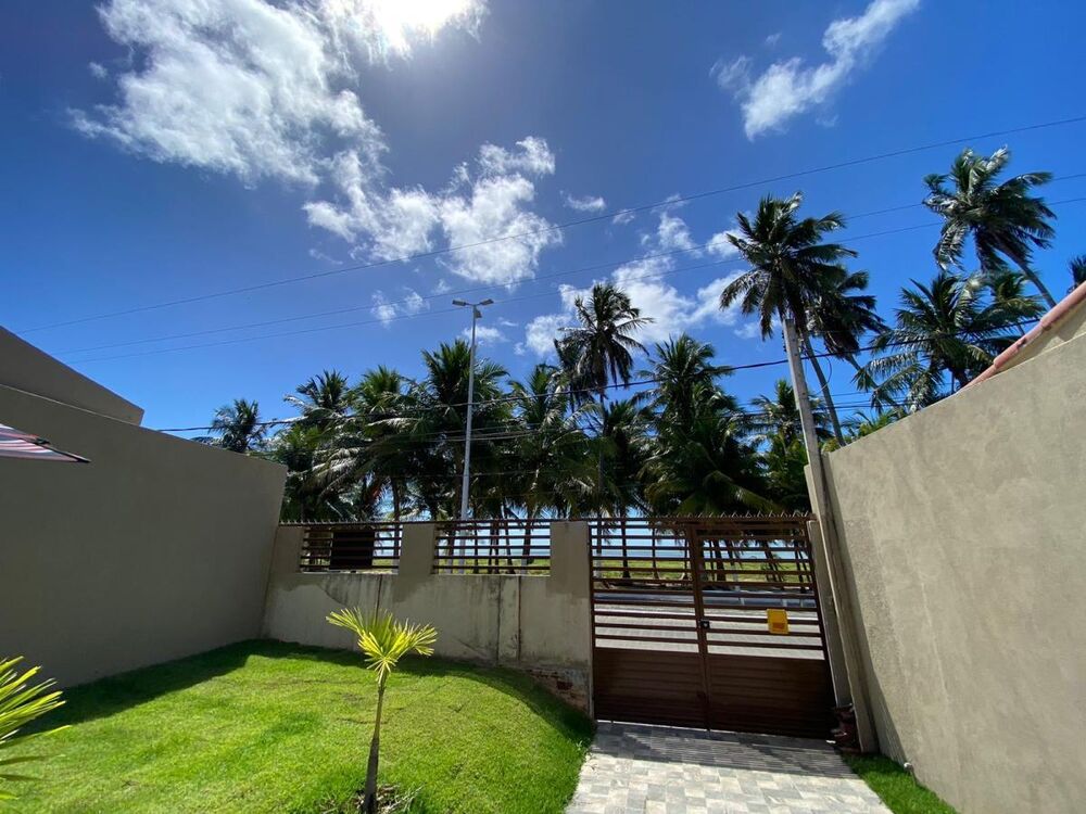 Casa à venda com 3 quartos, 300m² - Foto 2