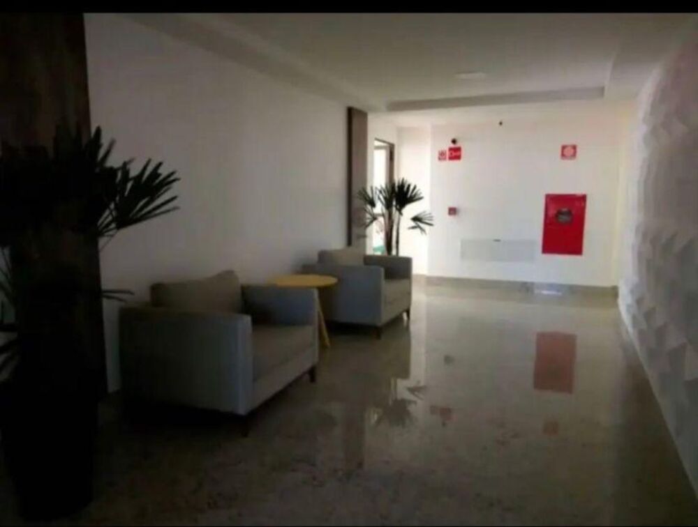 Apartamento à venda com 1 quarto, 40m² - Foto 2