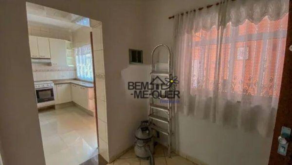 Casa, 3 quartos, 143 m² - Foto 4