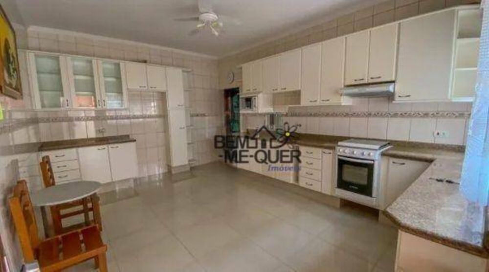 Casa, 3 quartos, 143 m² - Foto 3
