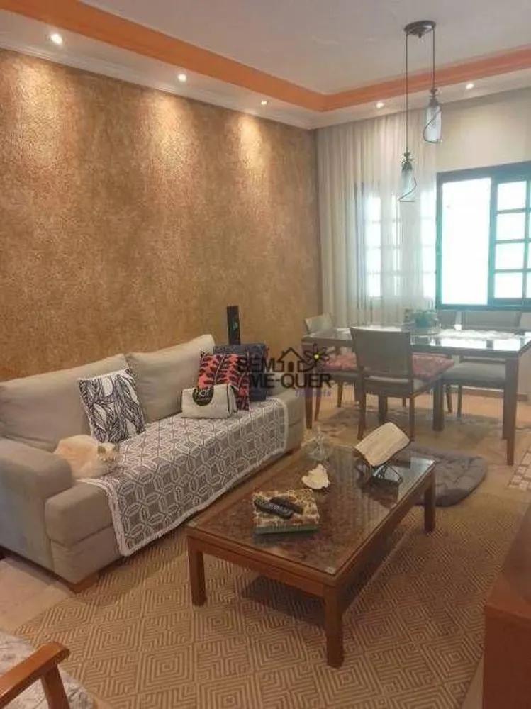 Sobrado, 3 quartos, 200 m² - Foto 1