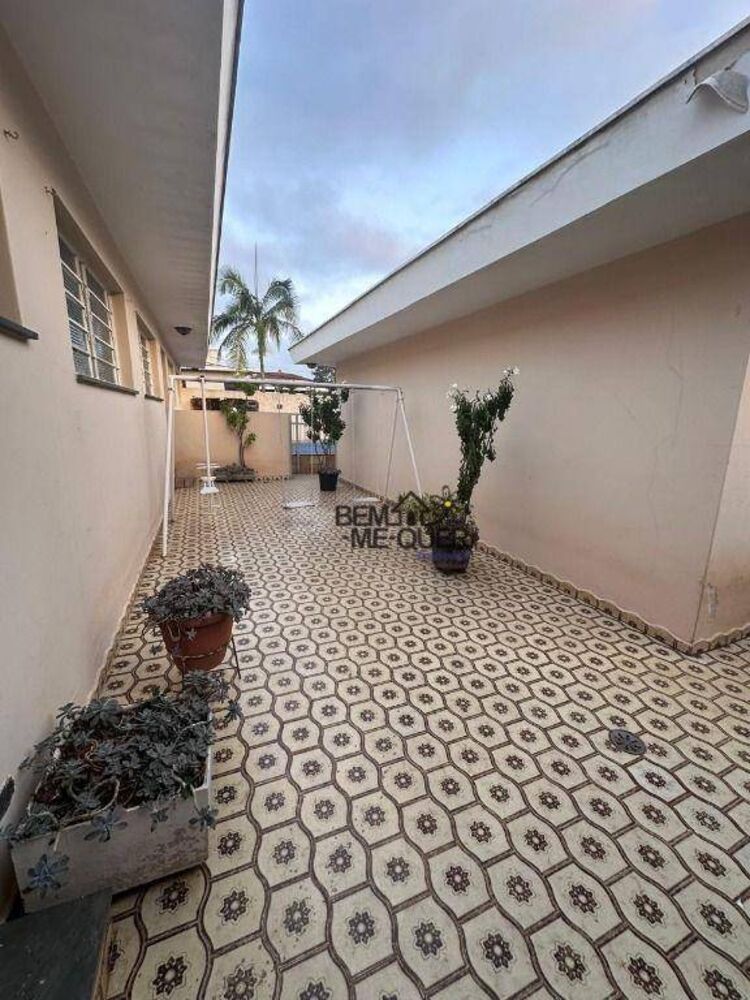 Casa, 3 quartos, 242 m² - Foto 34