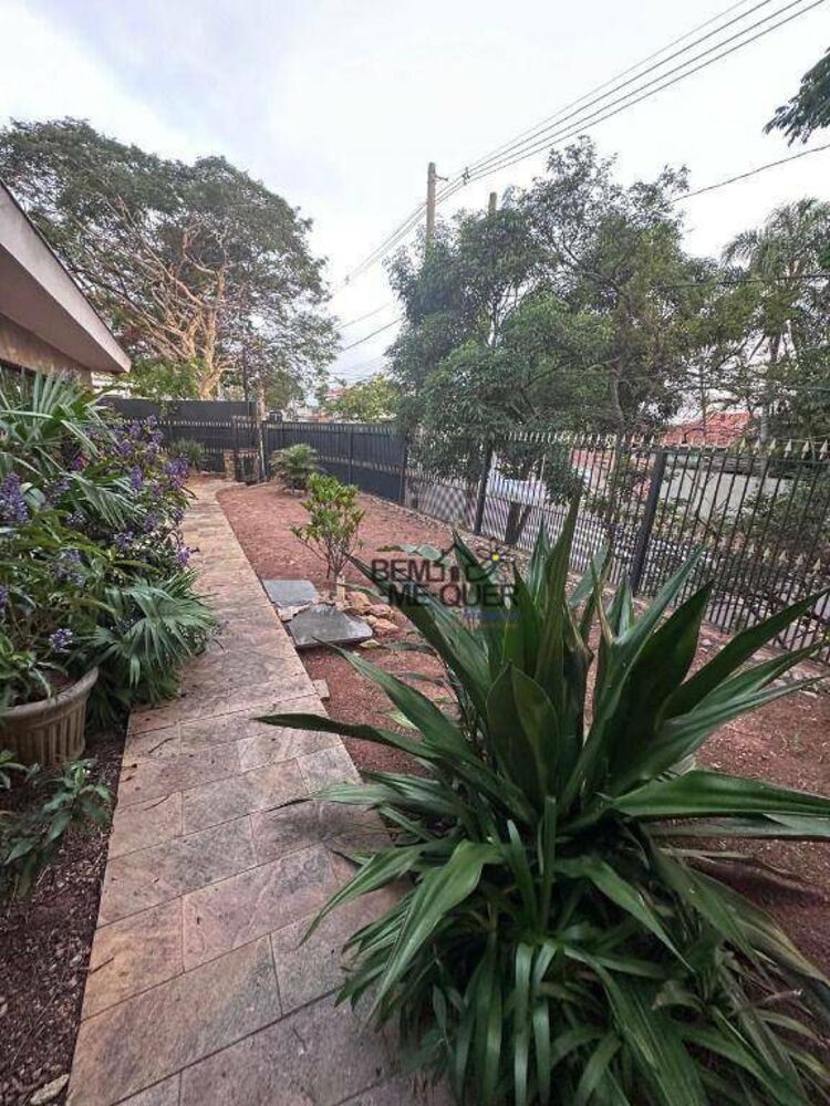 Casa, 3 quartos, 242 m² - Foto 37