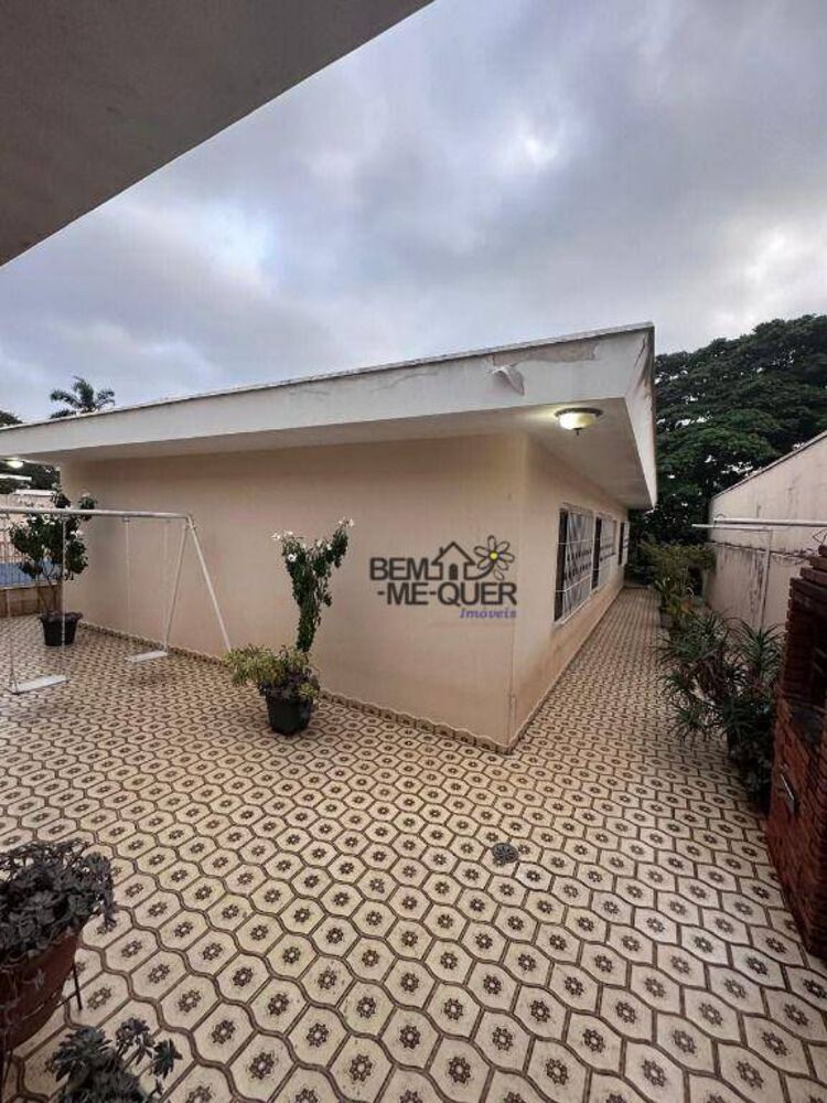 Casa, 3 quartos, 242 m² - Foto 40
