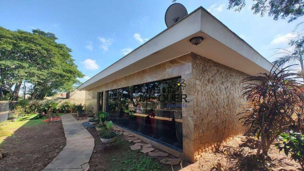 Casa, 3 quartos, 242 m² - Foto 9