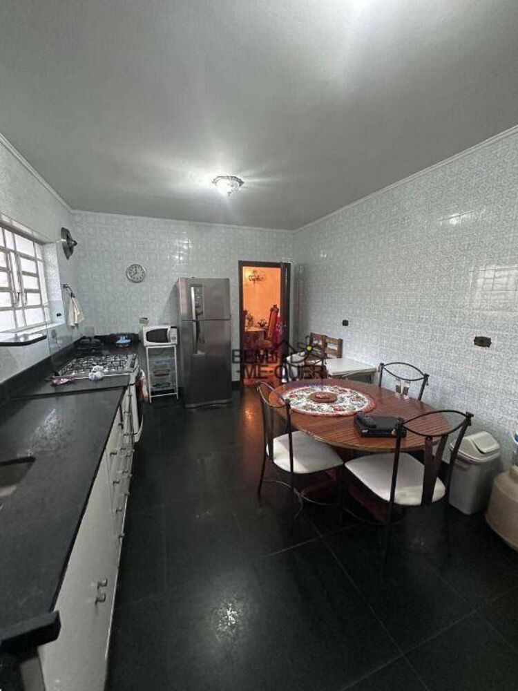 Casa, 3 quartos, 242 m² - Foto 3