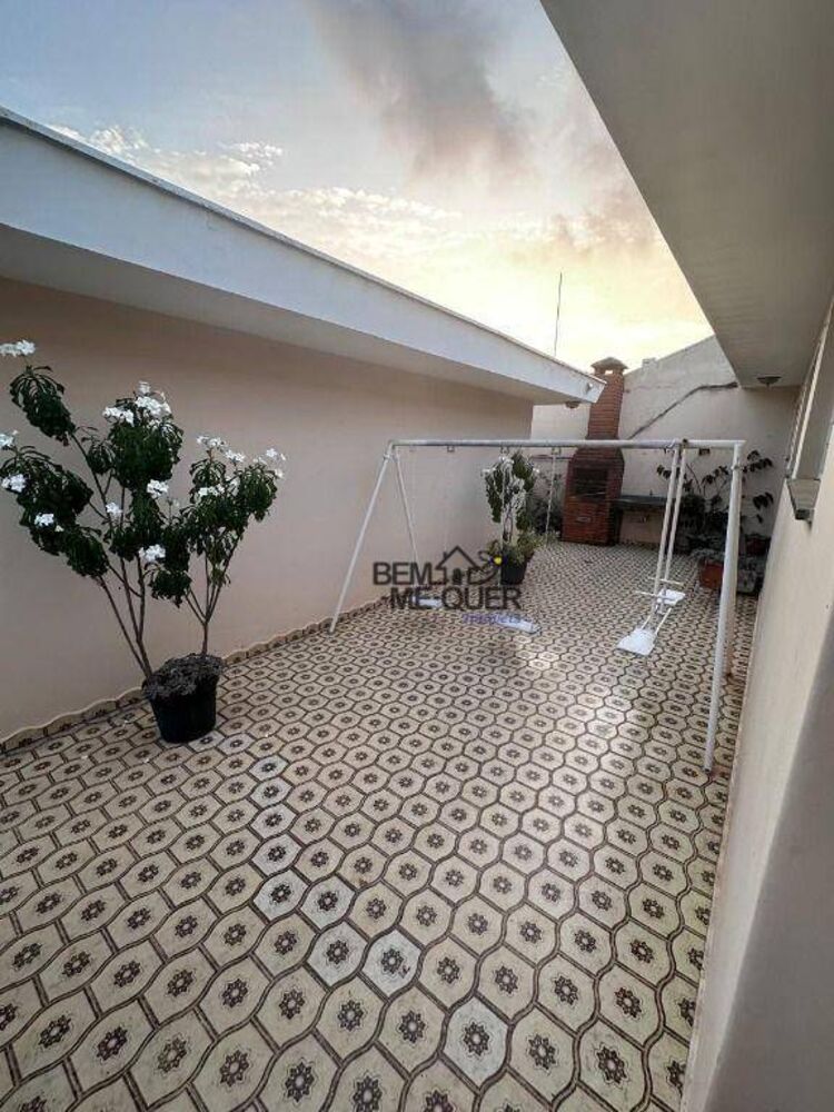 Casa, 3 quartos, 242 m² - Foto 22