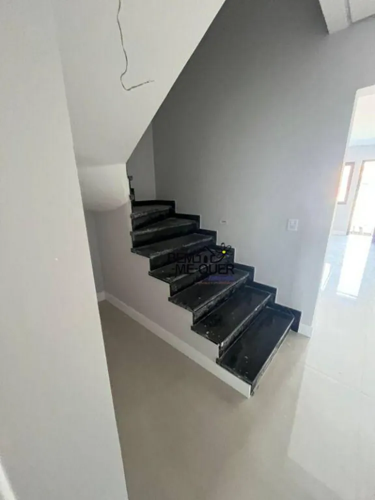 Sobrado, 3 quartos, 190 m² - Foto 1