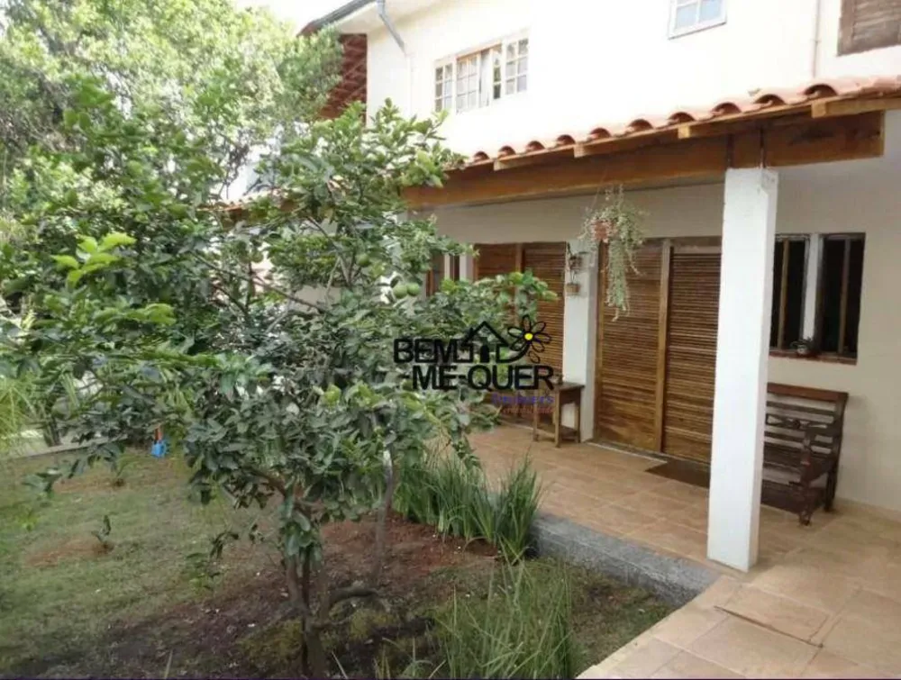 Sobrado, 3 quartos, 315 m² - Foto 1