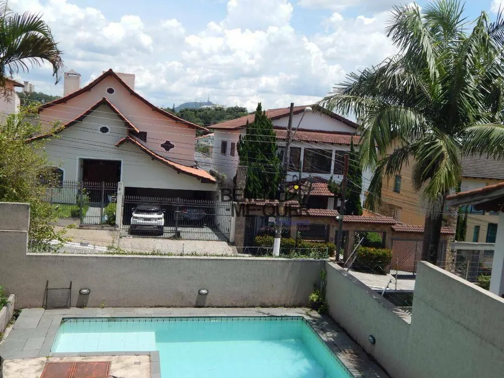 Sobrado, 7 quartos, 400 m² - Foto 1