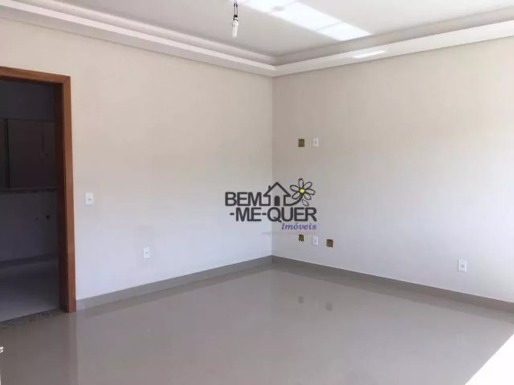 Sobrado à venda com 2 quartos, 100m² - Foto 2