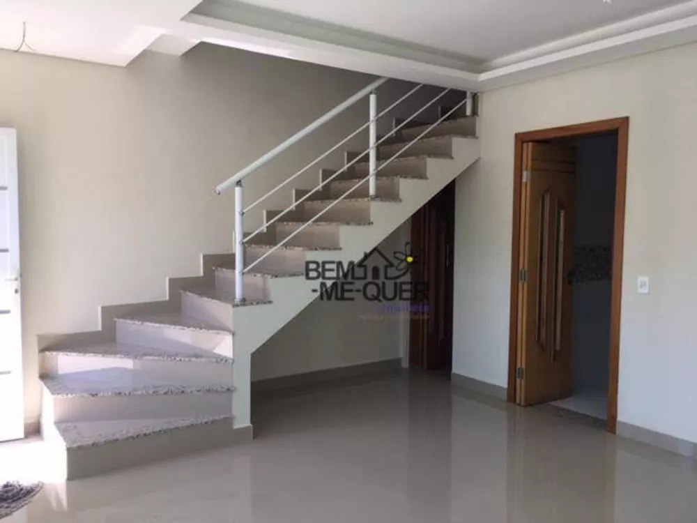 Sobrado à venda com 2 quartos, 100m² - Foto 3