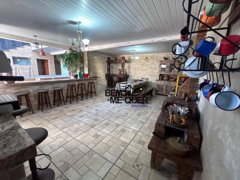 Casa, 3 quartos, 210 m² - Foto 3