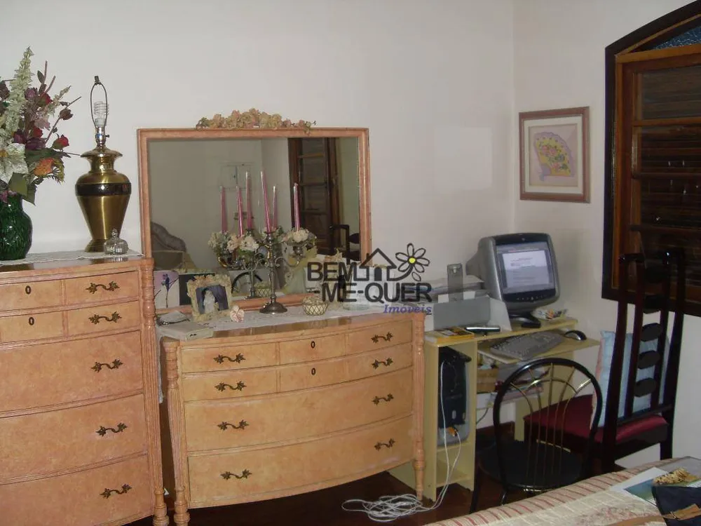 Casa, 3 quartos, 245 m² - Foto 2