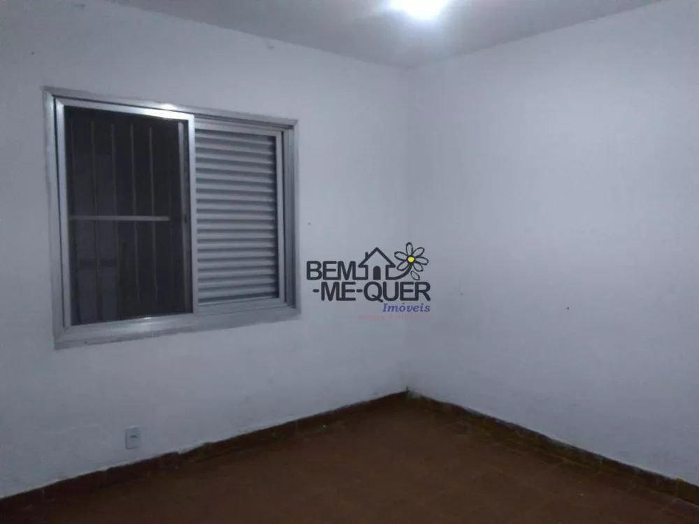 Casa à venda com 3 quartos, 80m² - Foto 4