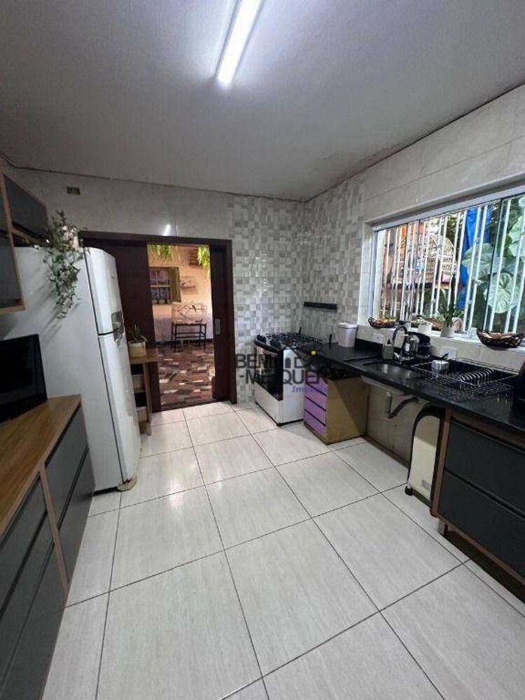 Sobrado à venda com 2 quartos, 147m² - Foto 4
