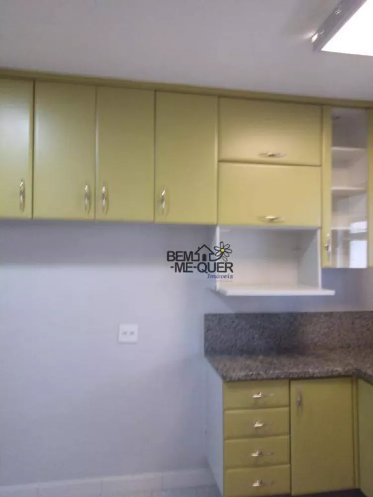 Apartamento à venda com 3 quartos, 105m² - Foto 2