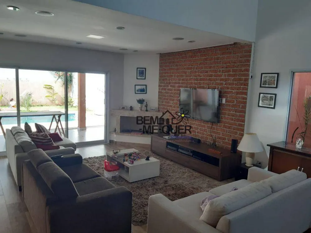 Sobrado, 3 quartos, 375 m² - Foto 1